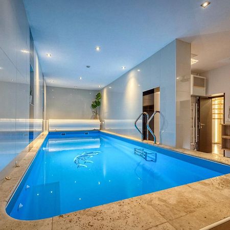 La Villa - Piscine / Karaoke / Jeux Fontaine  Dış mekan fotoğraf