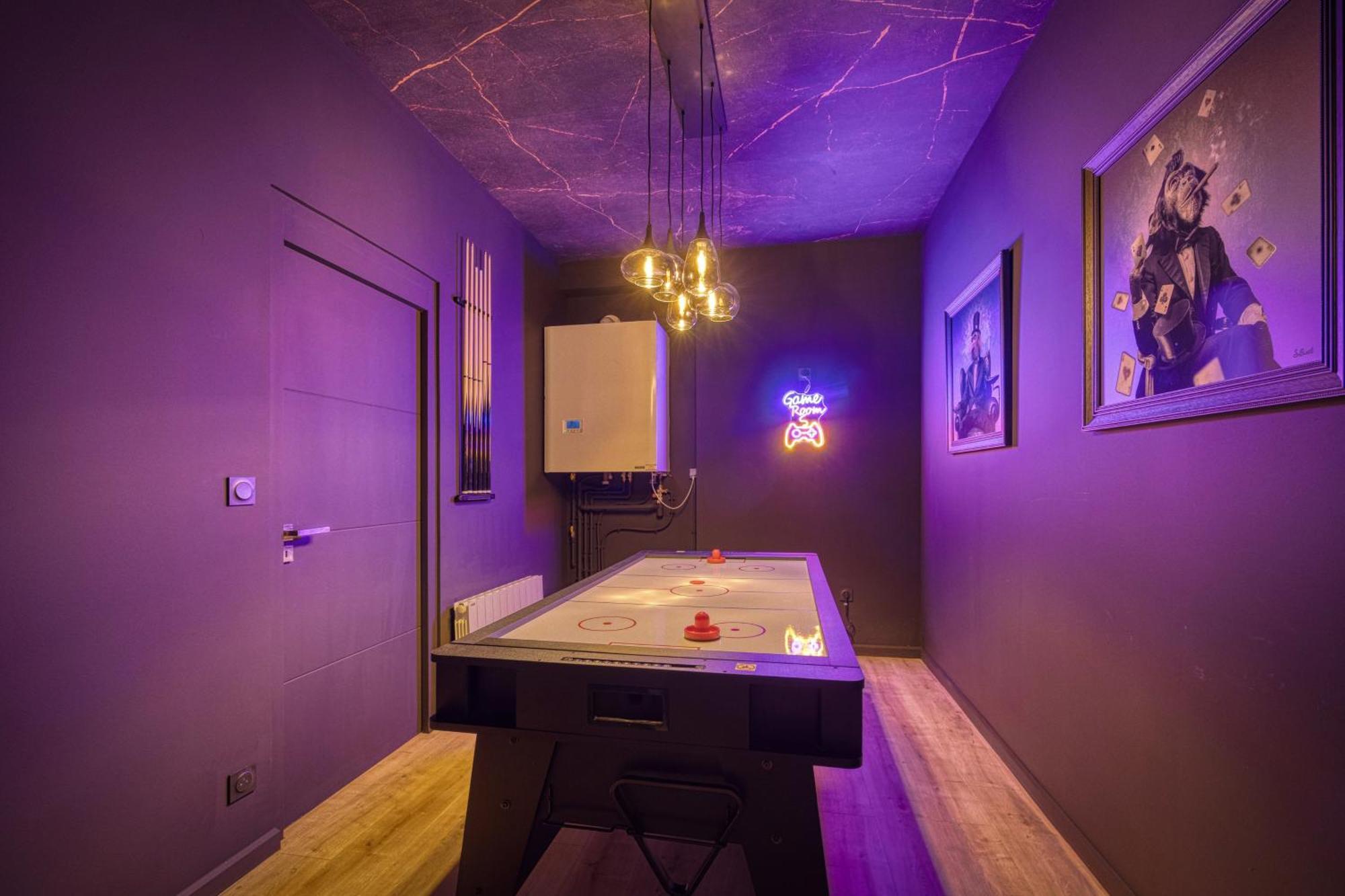 La Villa - Piscine / Karaoke / Jeux Fontaine  Dış mekan fotoğraf